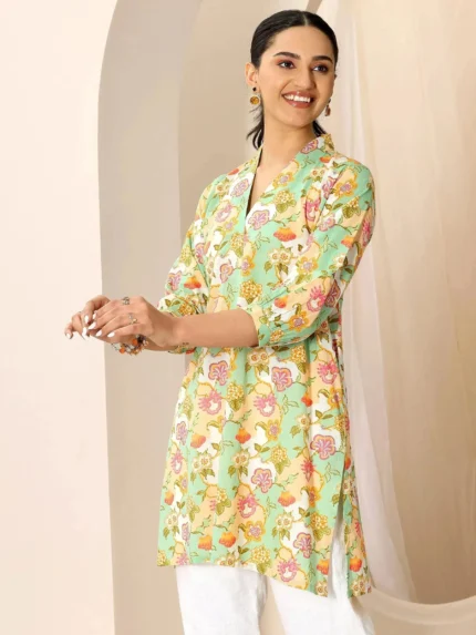 Multicoloured Printed Cotton Blend Straight Short Kurti