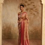 Women's Embroidery Saree With Unstitched Blouse